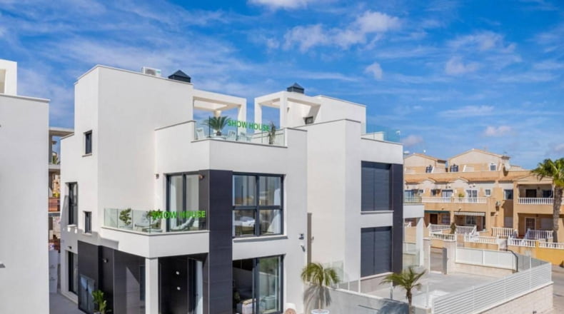 Як купити нерухомість в Іспанії українцю: покрокова інструкція