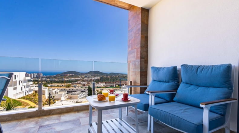 Adosados(3) - Dúplex con jardín en Finestrat
