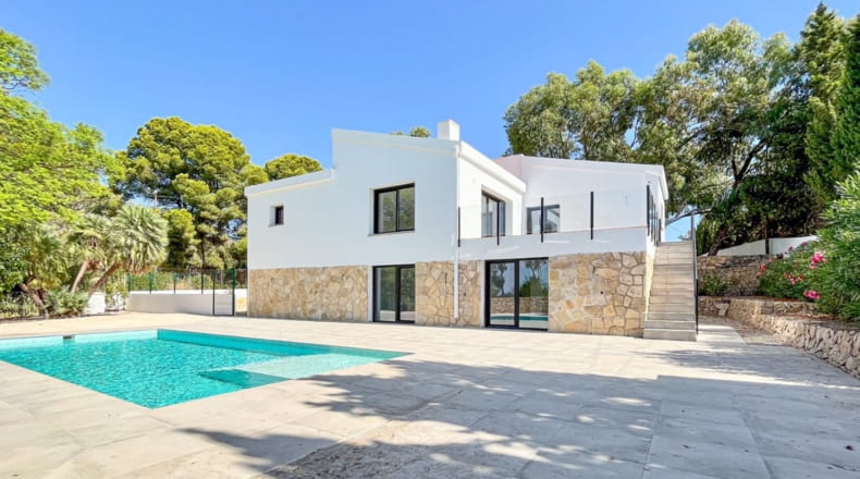 Fabulosa villa de estilo moderno